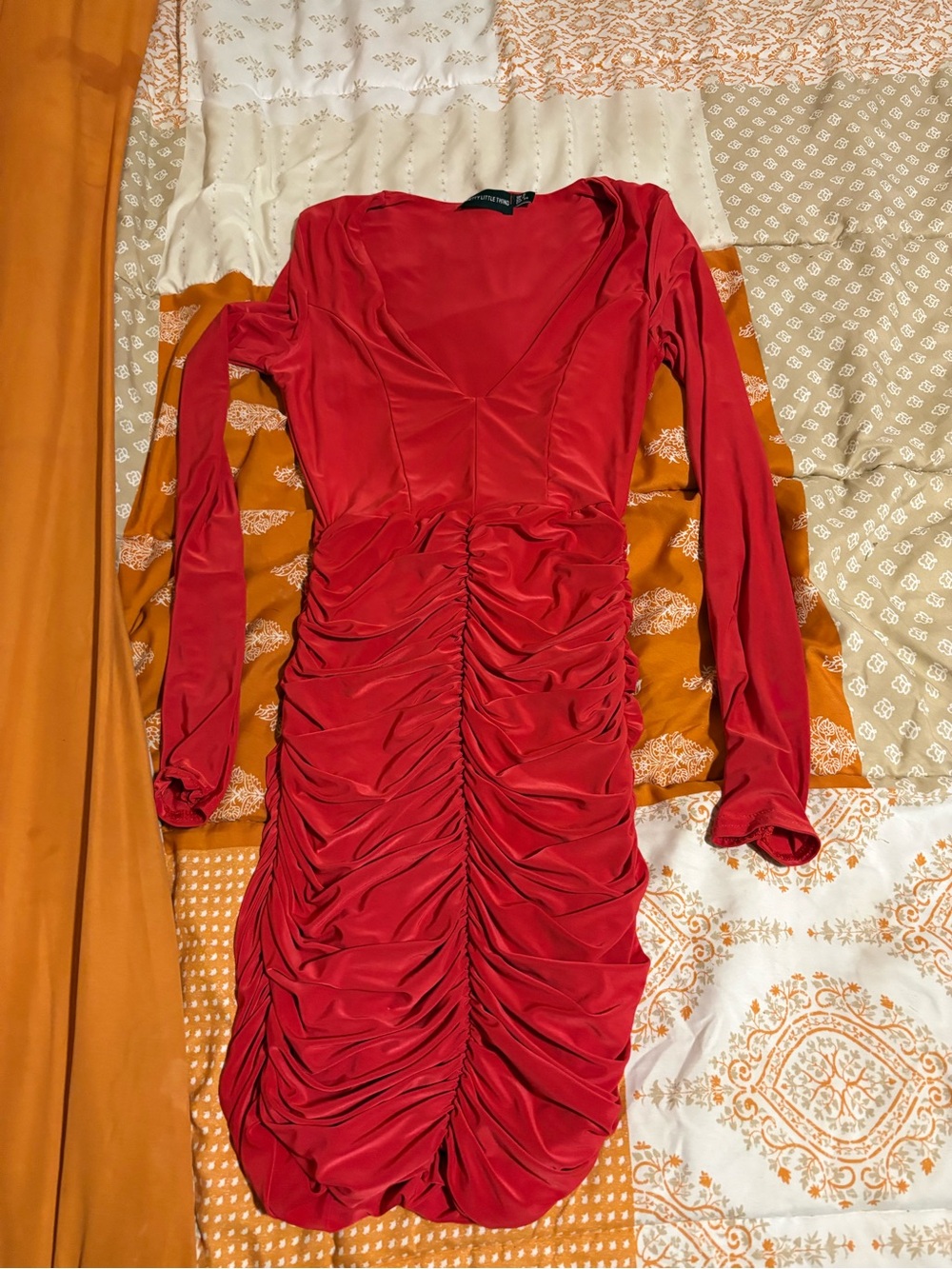 PrettyLittleThing Red Long-Sleeve Ruched Bodycon Dress